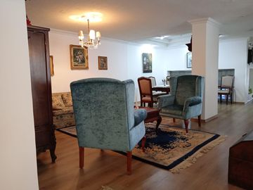 VENTA HERMOSO DEPARTAMENTO UBICADO EN EL BATAN IDEAL PARA VIVIENDA U OFICINA 178m2