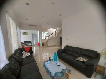 Dijual Rumah Menteng Village Paramount Gading Serpong Siap Huni Murah