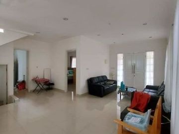 Dijual Rumah Menteng Village Paramount Gading Serpong Siap Huni Murah