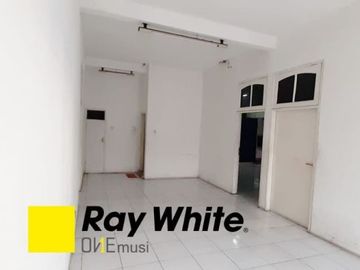 GUDANG MURAH MERIAH,BAMBE, DRIYOREJO, GRESIK