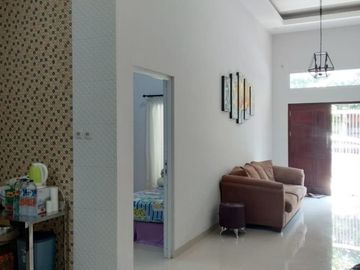 Rumah 2lt Mewah.. Perum Kosagrha Rungkut 1.65 M negoo