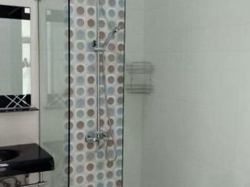 Rumah 2lt Mewah.. Perum Kosagrha Rungkut 1.65 M negoo