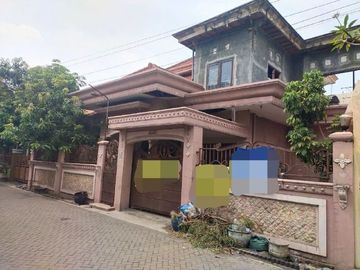 Rumah 2 Lantai Model Klasik Karah Tama Asri Hadap Utara