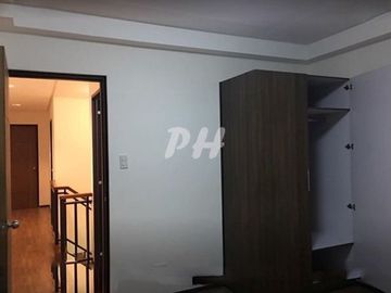 PH947 Townhouse in Project 8 for sale At 8.2M