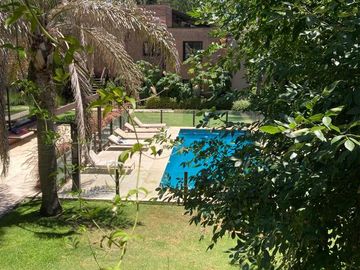 Condominio La Esquina, Pilar