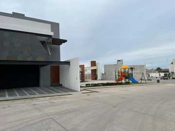 VENTA DE CASA EN SAN ANGEL V