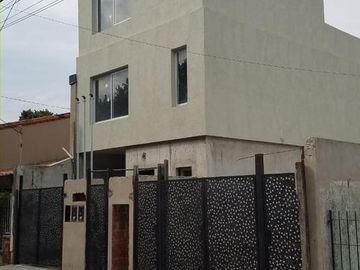 TRIPLEX A ESTRENAR - Olivos