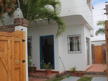 Se Vende Casa Cerca del Mar en Ballenita