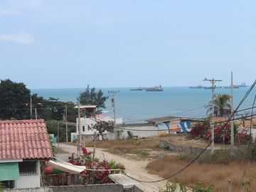 Se Vende Casa Cerca del Mar en Ballenita