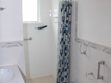 Se Vende Casa Cerca del Mar en Ballenita