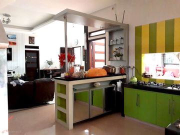 Rumah Elegan LT 708 m2 dekat RS JIH Condong Catur AC, Water Heather, CCTV