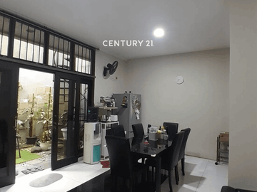 Rumah 2 Lantai Sudah Renov Di Sektor 2 Bintaro Dm 15818