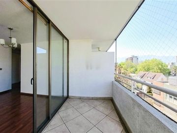 Departamento 3D 2B con 3 terrazas estacionamiento y bodega