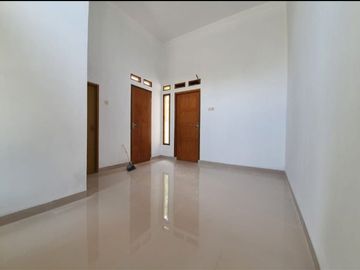 Rumah casa hutama 447 juta pengasinan depok