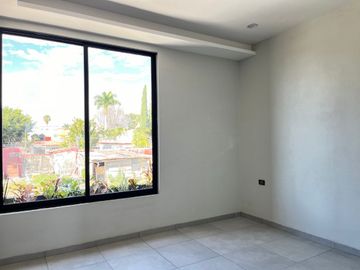 Estrene a una cuadra de la avenida san Diego