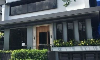 Brand new House and Lot for Sale 4 Bedrooms: 4BR House and Lot for Sale in McKinley West BGC Fort Bonifacio Taguig City