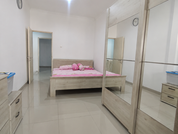 Dijual Rumah Dua Lantai Siap Huni di Taman Boston Puri Surya Jaya Gedangan Sidoarjo