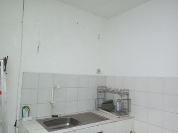 Rumah second minimalis 700 jt di Meruyung Depok