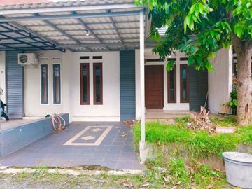 Rumah second minimalis 700 jt di Meruyung Depok