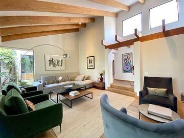 Casa en Venta en Rayén | Casa en Venta | (5D4B) | Vitacura | One Propiedades