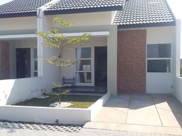 Rumah Asri Minimalis Dekat Sentra Sepatu Cibaduyut Bandung