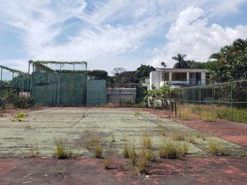 Oportunidad condominio de 12 casas acceso por Rio Mayo
