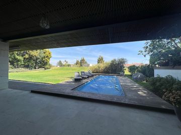 Casa en venta en El Campanario, Querétaro.