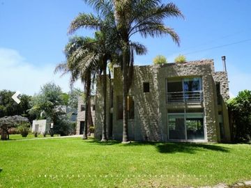 Casa  en Venta Ituzaingo / Ituzaingo (A108 3771)