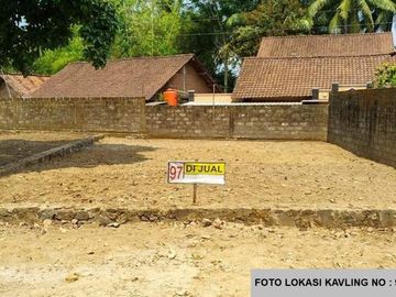 RUMAH MODERN SIAP BANGUN DALAM PERUMAHAN DI MAGELANG