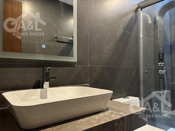 Casa en Venta Ubicada en Fraccionamiento Imperial de las Animas