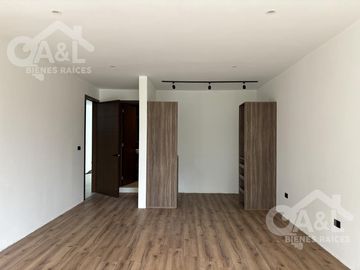 Casa en Venta Ubicada en Fraccionamiento Imperial de las Animas