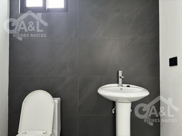 Casa en Venta Ubicada en Fraccionamiento Imperial de las Animas