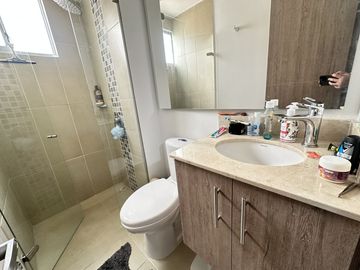 apartamento en arriendo/venta en alameda del rio. Cod V105913
