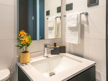 Departamento Full Amoblado 2D/2B – Edificio Hoy Estoril, Las Condes