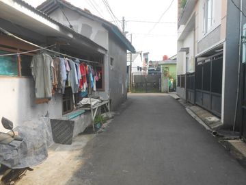 Rumah 1 lantai akses masuk mobil jagakarsa