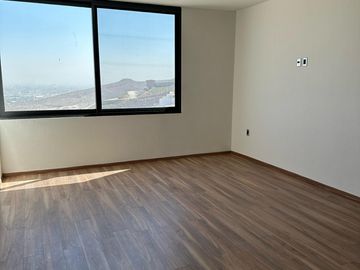 CASA EN VILLANDARES SLP