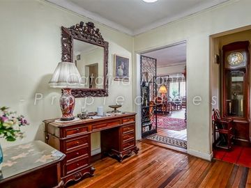 Casa en Venta en Cercano a Uno Norte