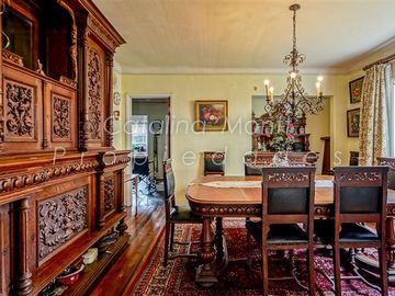 Casa en Venta en Cercano a Uno Norte
