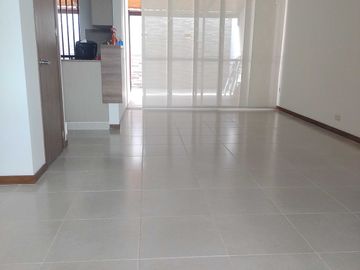 No dejes pasar esta gran oportunidad ; COMPRA CASA ! en la mejor zona de proyección urbanística de JAMUNDI ciudad country !. Cod V9423
