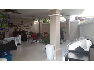 SEA CONFIABLE VENDE CASA EN VILLA DEL GOLF 2, RESIDENCIAL VILLA ALTA