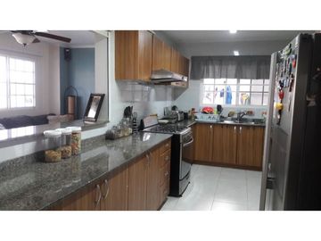 SEA CONFIABLE VENDE CASA EN VILLA DEL GOLF 2, RESIDENCIAL VILLA ALTA