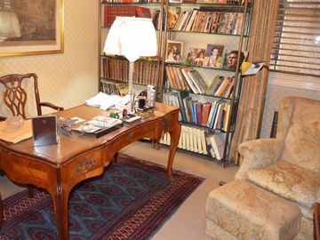 RECOLETA - Piso de Catg. Viv. 24hs. 2 Cocheras Fijas, Baulera, Balcon Aterrazado 3 Dorm (1 en suite), Gran Cocina, 2 Dependencias.
