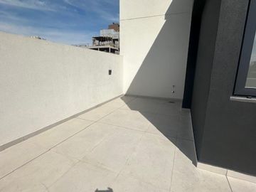 SEMIPISOS 3 AMBIENTES , AMPLIOS BALCONES , DOS HABITACIONES Y DOS BAÑOS , OPCION DE TERCER HAB EN UNIDADES EN DUPLEX