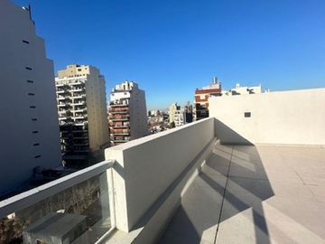 SEMIPISOS 3 AMBIENTES , AMPLIOS BALCONES , DOS HABITACIONES Y DOS BAÑOS , OPCION DE TERCER HAB EN UNIDADES EN DUPLEX
