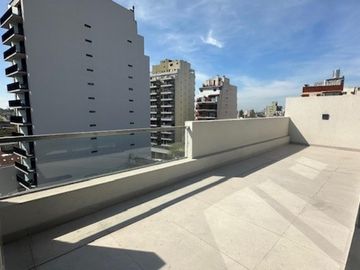 SEMIPISOS 3 AMBIENTES , AMPLIOS BALCONES , DOS HABITACIONES Y DOS BAÑOS , OPCION DE TERCER HAB EN UNIDADES EN DUPLEX
