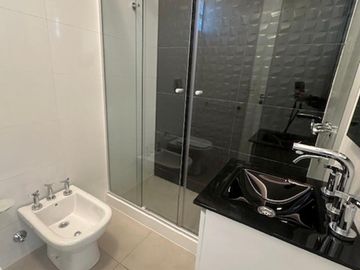 SEMIPISOS 3 AMBIENTES , AMPLIOS BALCONES , DOS HABITACIONES Y DOS BAÑOS , OPCION DE TERCER HAB EN UNIDADES EN DUPLEX