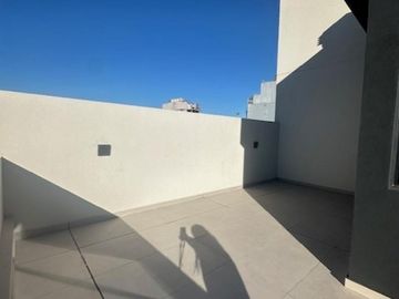 SEMIPISOS 3 AMBIENTES , AMPLIOS BALCONES , DOS HABITACIONES Y DOS BAÑOS , OPCION DE TERCER HAB EN UNIDADES EN DUPLEX