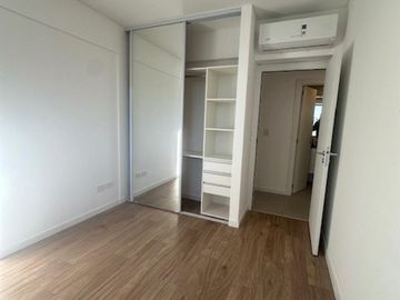 SEMIPISOS 3 AMBIENTES , AMPLIOS BALCONES , DOS HABITACIONES Y DOS BAÑOS , OPCION DE TERCER HAB EN UNIDADES EN DUPLEX
