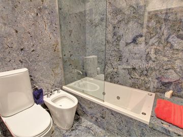 Uriburu y Arenales - Piso de Categoría en Venta - 377m2 *TOUR360 DISPONIBLE*