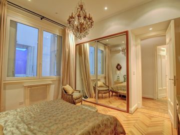 Uriburu y Arenales - Piso de Categoría en Venta - 377m2 *TOUR360 DISPONIBLE*